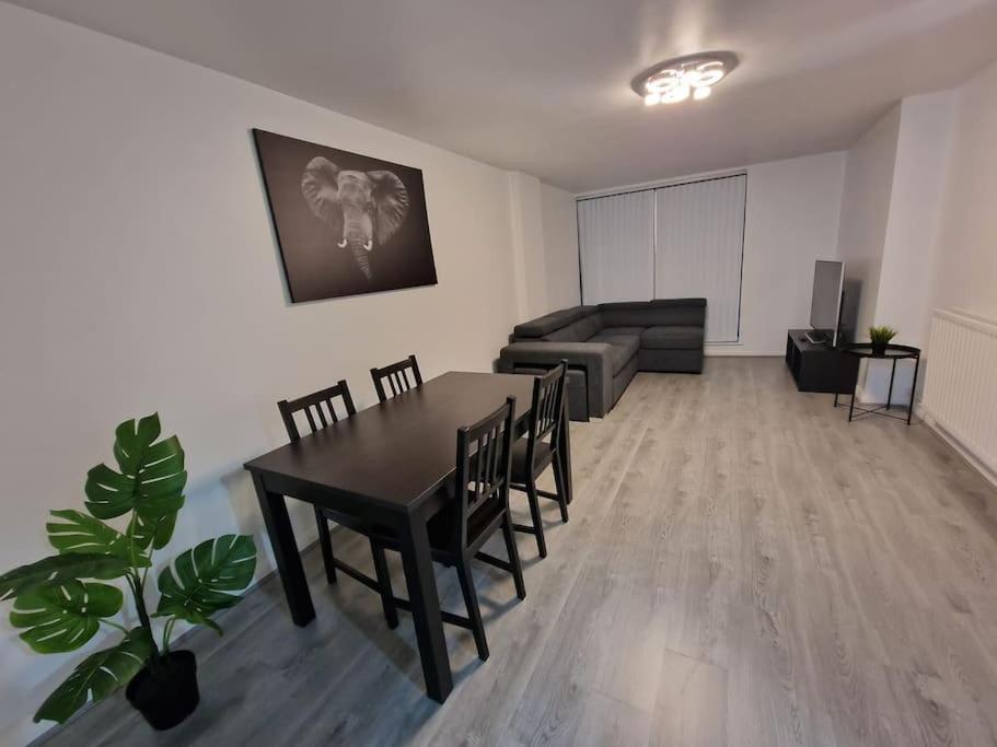 Contemporary City Centre Flat Belfast Exteriér fotografie